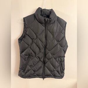 Quest Women’s Black Quilted Down Puffer Vest Size Medium